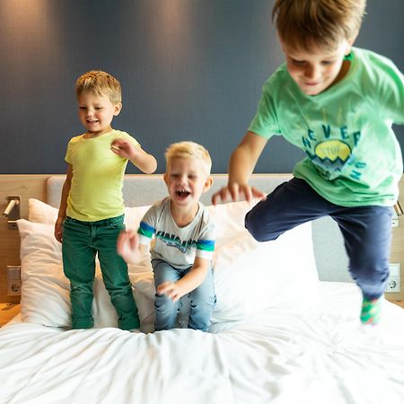 Holiday Inn Express - Almere By Ihg Екстериор снимка