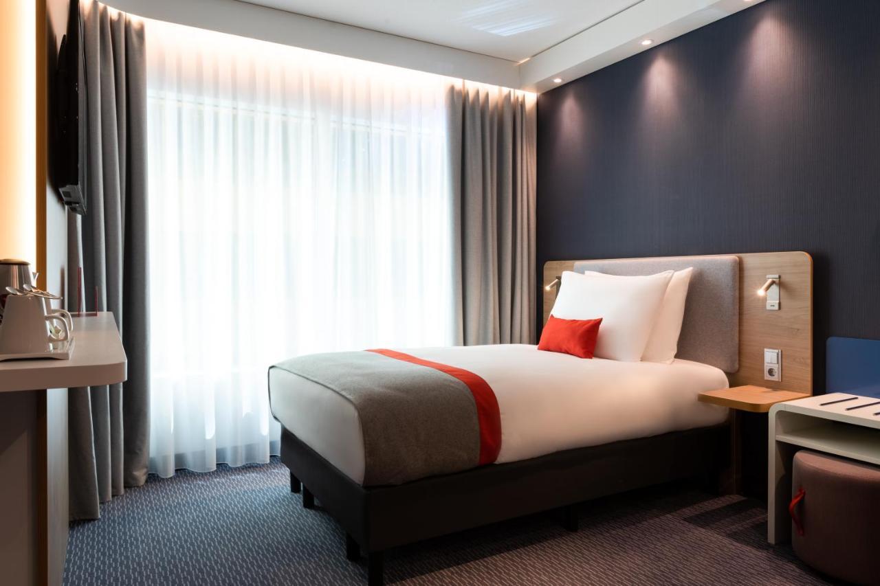 Holiday Inn Express - Almere By Ihg Екстериор снимка