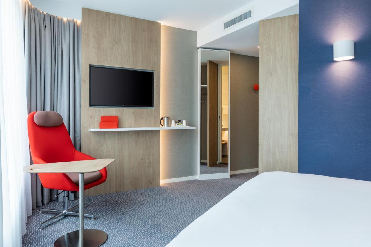 Holiday Inn Express - Almere By Ihg Екстериор снимка