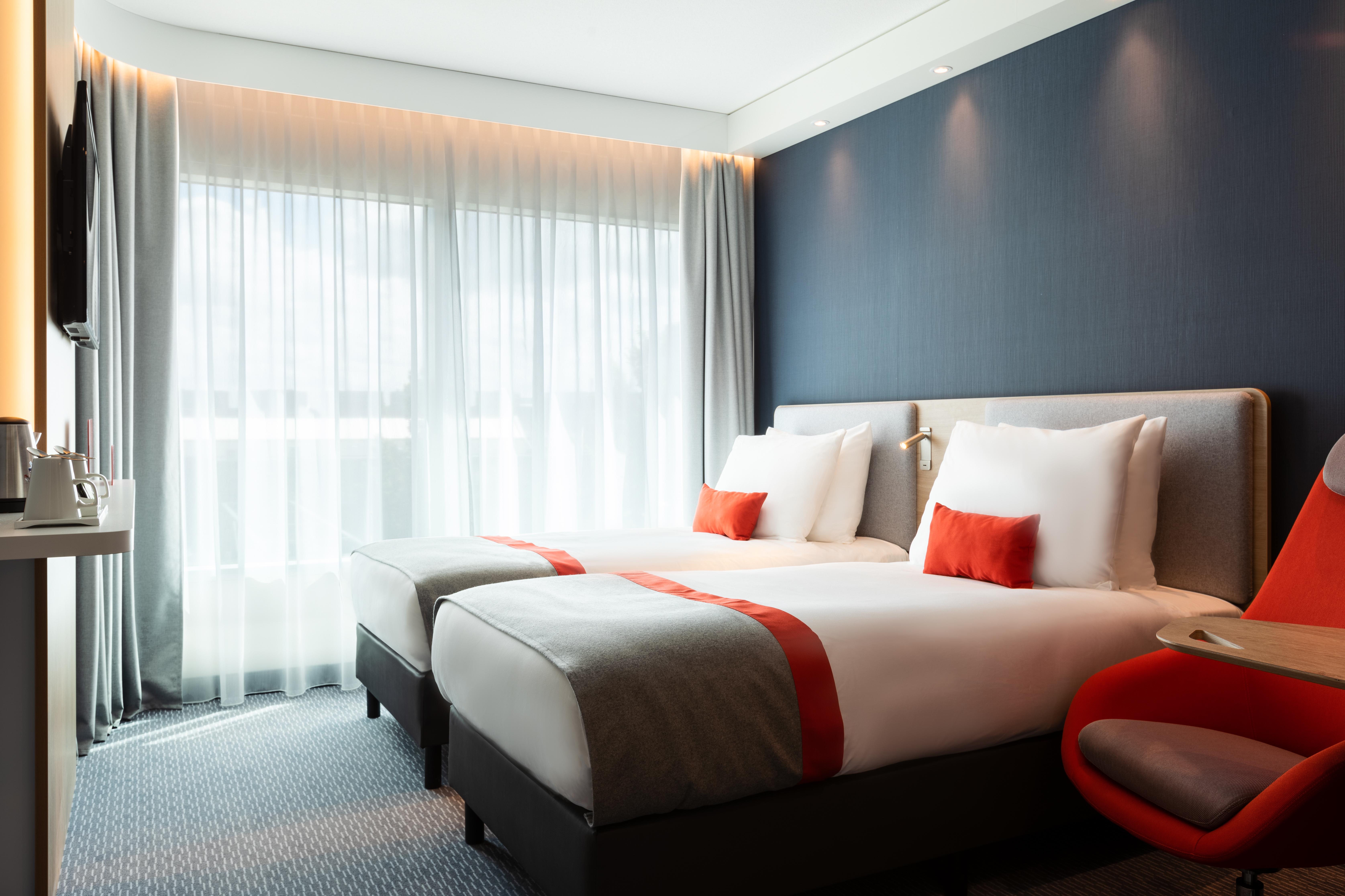 Holiday Inn Express - Almere By Ihg Екстериор снимка