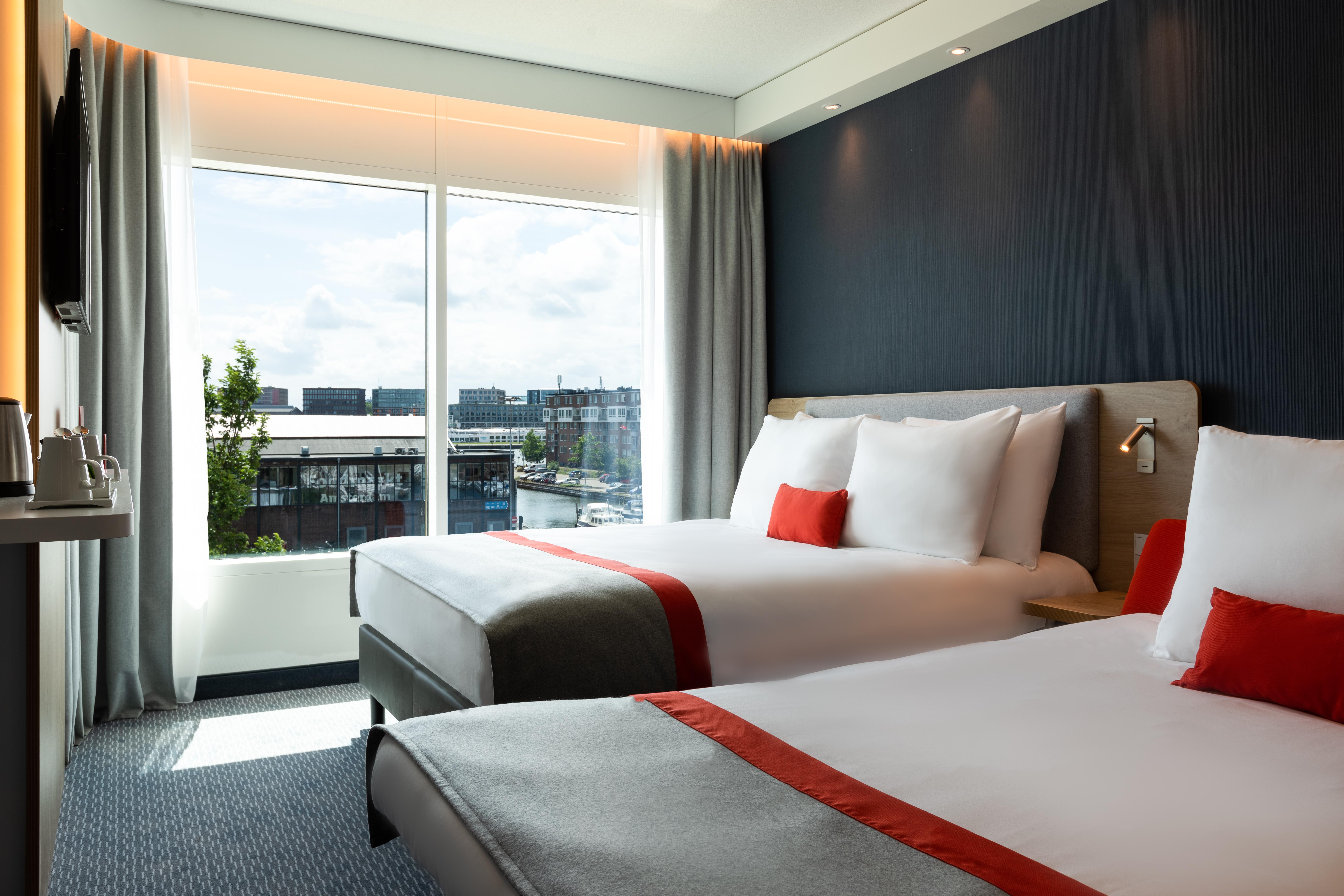 Holiday Inn Express - Almere By Ihg Екстериор снимка