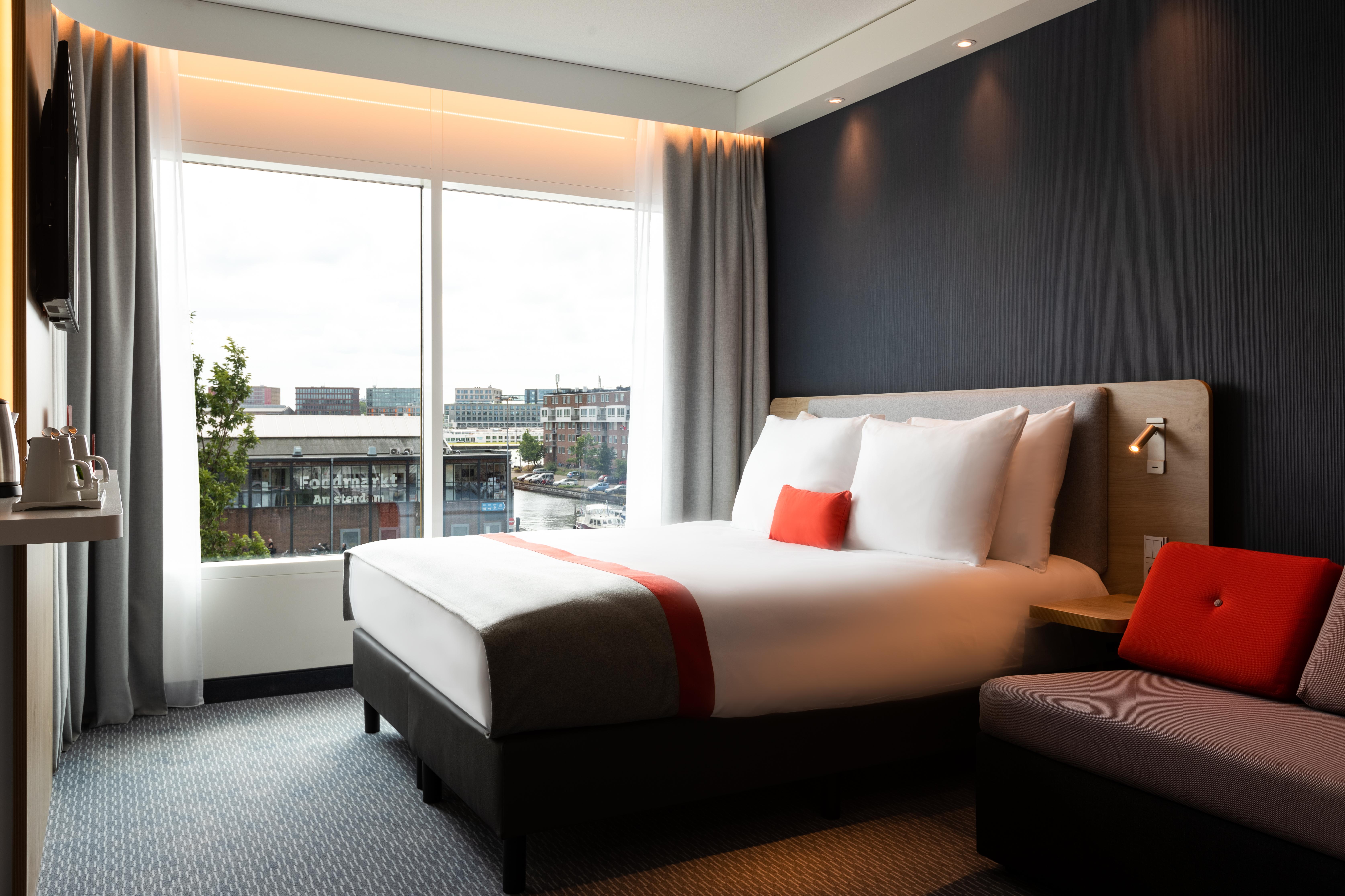Holiday Inn Express - Almere By Ihg Екстериор снимка